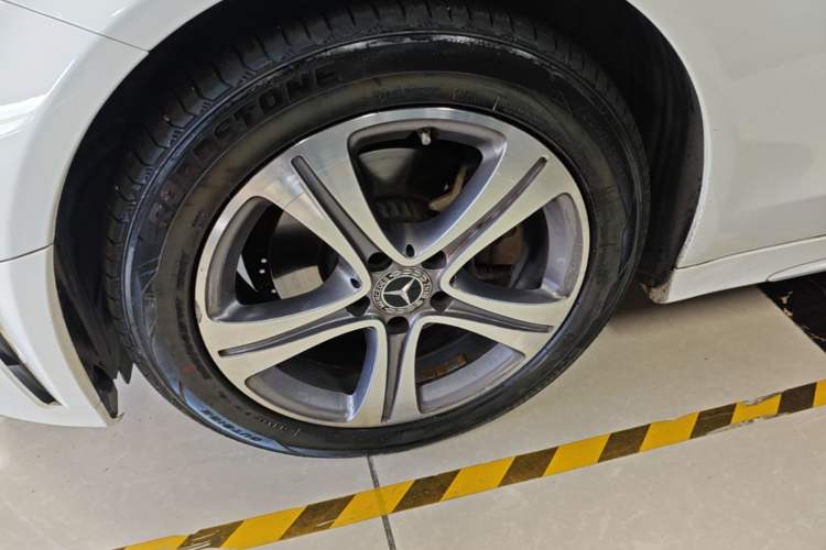 Used Mercedes-Benz C-Class 2021 C 260 L Sport Edition Left Front Wheel Hub