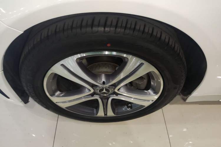 Used Mercedes-Benz C-Class 2021 C 260 L Sport Edition Left Front Wheel Hub