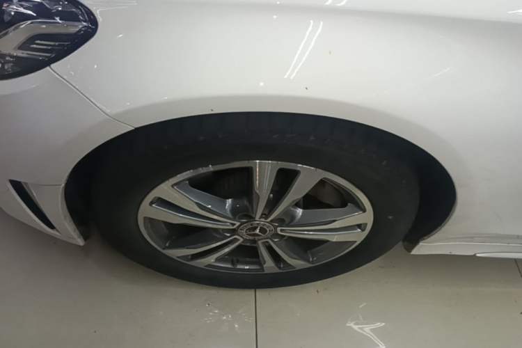 Used Mercedes-Benz C-Class 2021 C 200 L Fashion Edition Sport Version Left Front Wheel Hub