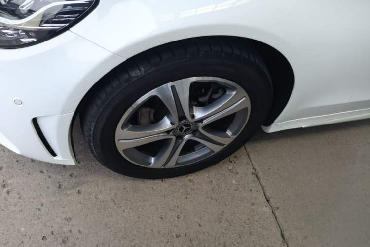 Used Mercedes-Benz C-Class 2021 C 260 L Sport Edition Left Front Wheel Hub