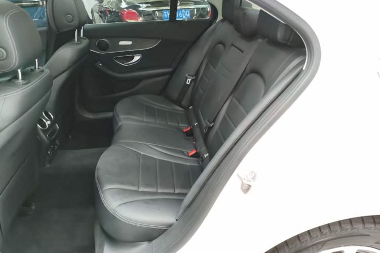 Used Mercedes-Benz C-Class 2021 C 200 L Fashion Edition Sport Version Left Rear Seat