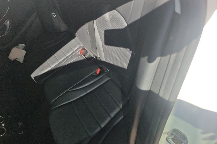 Used Mercedes-Benz C-Class 2021 C 200 L Fashion Edition Sport Version Left Rear Seat