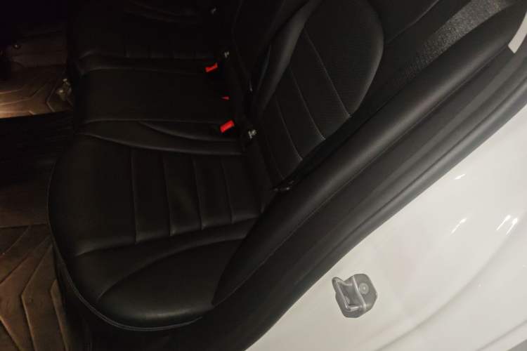 Used Mercedes-Benz C-Class 2021 C 260 L Sport Edition Star Collection Left Rear Seat