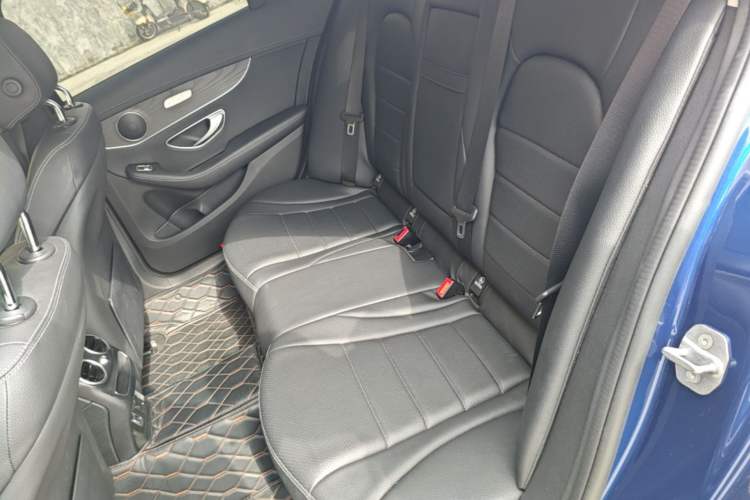 Used Mercedes-Benz C-Class 2021 C 200 L Fashion Edition Sport Version Left Rear Seat