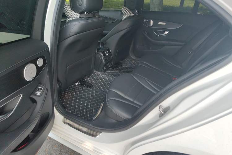 Used Mercedes-Benz C-Class 2021 C 260 L Sport Edition Star Collection Left Rear Seat