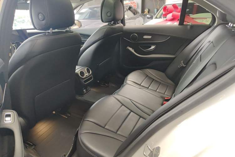 Used Mercedes-Benz C-Class 2021 C 200 L Fashion Edition Sport Version Left Rear Seat