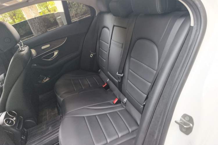 Used Mercedes-Benz C-Class 2021 C 260 L Sport Edition Star Collection Left Rear Seat