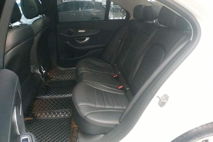 Used Mercedes-Benz C-Class 2021 C 200 L Fashion Edition Sport Version Left Rear Seat