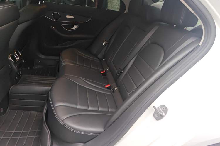 Used Mercedes-Benz C-Class 2021 C 200 L Fashion Edition Sport Version Left Rear Seat