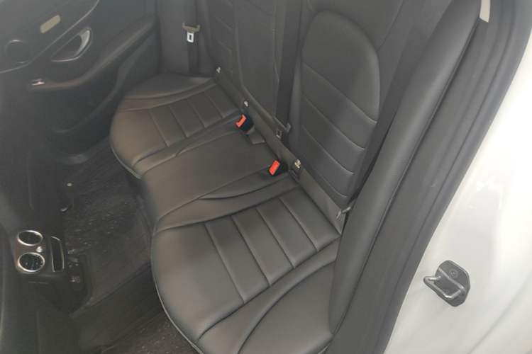 Used Mercedes-Benz C-Class 2021 C 200 L Fashion Edition Sport Version Left Rear Seat