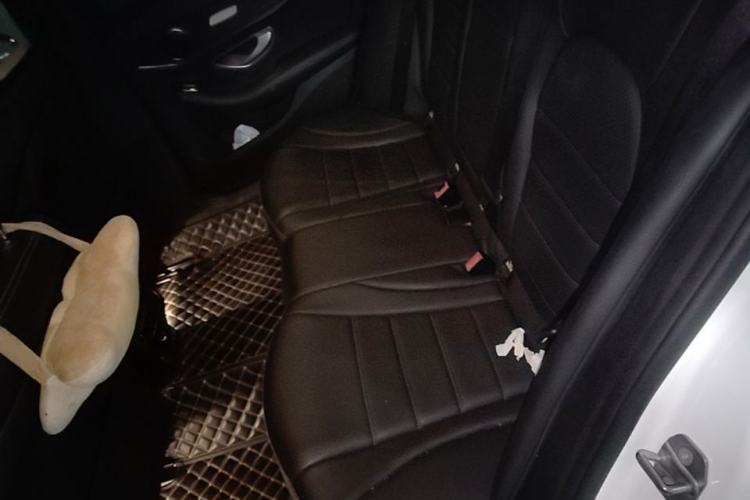 Used Mercedes-Benz C-Class 2021 C 200 L Fashion Edition Sport Version Left Rear Seat