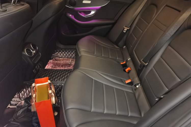 Used Mercedes-Benz C-Class 2021 C 200 L Fashion Edition Sport Version Left Rear Seat