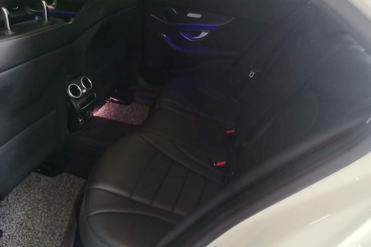 Used Mercedes-Benz C-Class 2021 C 200 L Fashion Edition Sport Version Left Rear Seat
