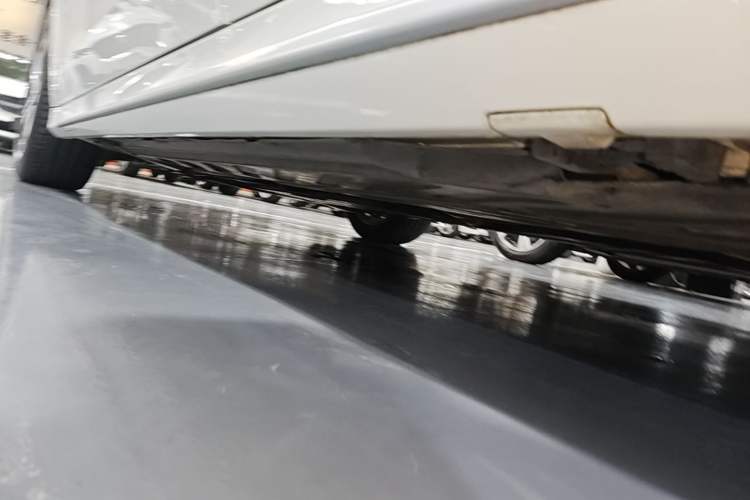Used Mercedes-Benz C-Class 2021 C 260 L Sport Edition Left Side Sill