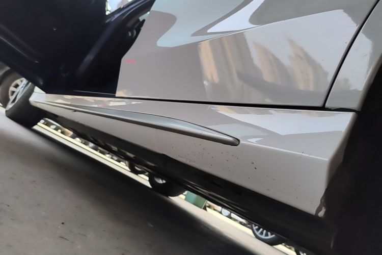 Used Mercedes-Benz C-Class 2021 C 260 L Sport Edition Star Collection Left Side Sill