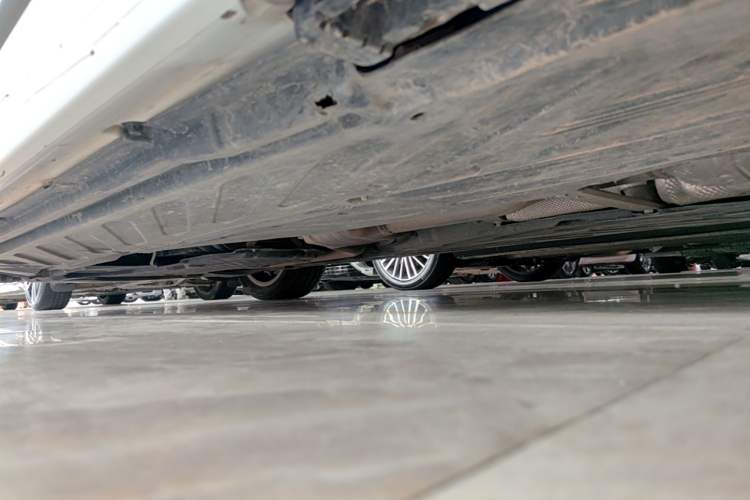 Used Mercedes-Benz C-Class 2021 C 200 L Fashion Edition Sport Version Left Side Sill