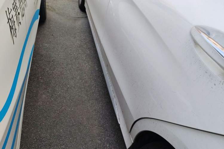 Used Mercedes-Benz C-Class 2021 C 260 L Sport Edition Left Side Sill