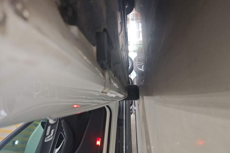 Used Mercedes-Benz C-Class 2021 C 260 L Sport Edition Left Side Sill