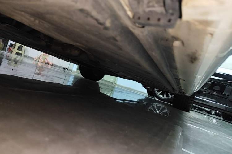 Used Mercedes-Benz C-Class 2021 C 260 L Sport Edition Left Side Sill