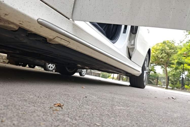 Used Mercedes-Benz C-Class 2021 C 260 L Sport Edition Left Side Sill