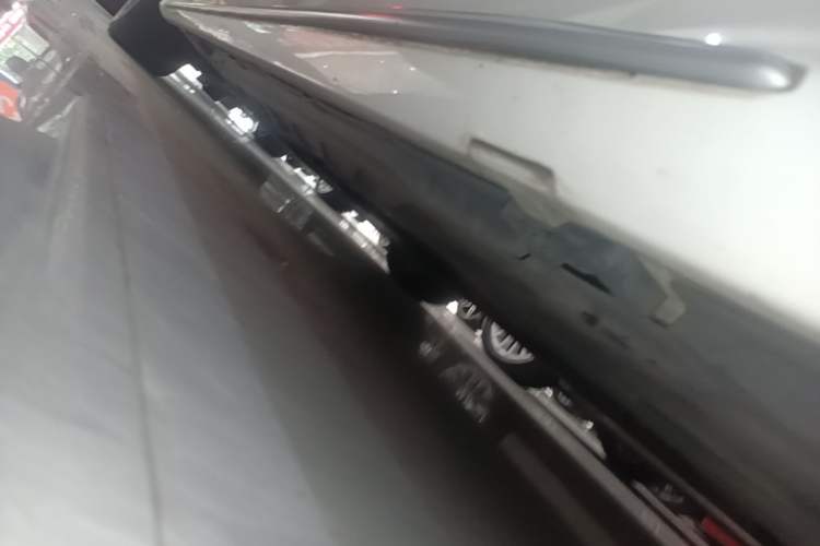 Used Mercedes-Benz C-Class 2021 C 200 L Fashion Edition Sport Version Left Side Sill