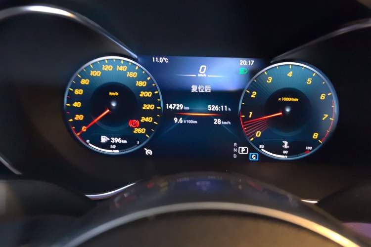 Used Mercedes-Benz C-Class 2021 C 200 L Fashion Edition Sport Version Odometer Close Up