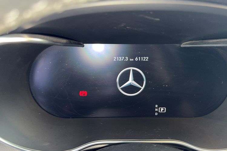 Used Mercedes-Benz C-Class 2021 C 200 L Fashion Edition Sport Version Odometer Close Up