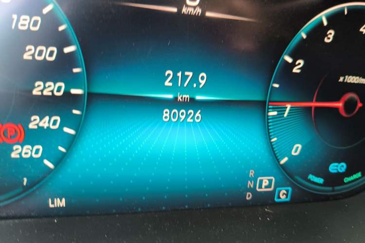 Used Mercedes-Benz C-Class 2021 C 260 L Sport Edition Star Collection Odometer Close Up