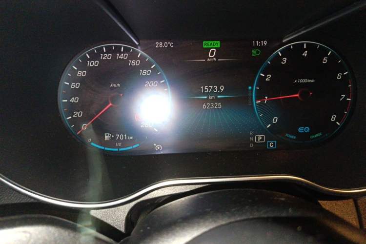 Used Mercedes-Benz C-Class 2021 C 260 L Sport Edition Odometer Close Up