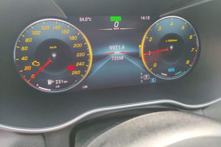 Used Mercedes-Benz C-Class 2021 C 260 L Sport Edition Odometer Close Up