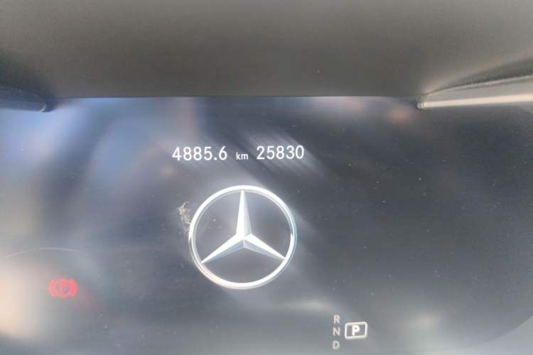 Used Mercedes-Benz C-Class 2021 C 200 L Fashion Edition Sport Version Odometer Close Up