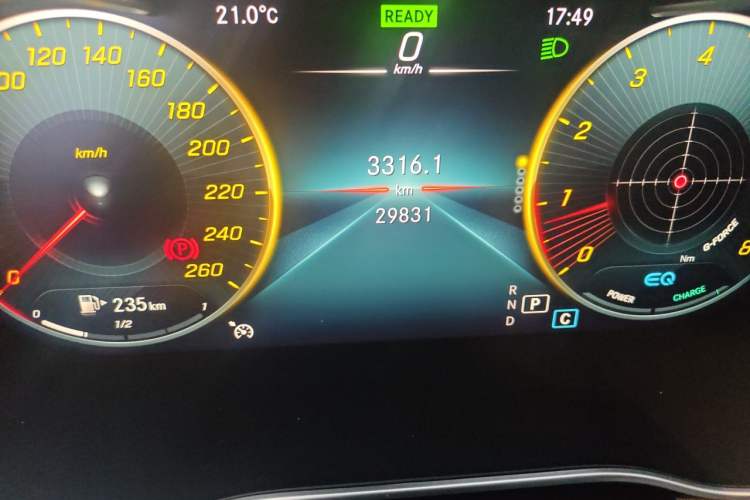Used Mercedes-Benz C-Class 2021 C 260 L Sport Edition Odometer Close Up