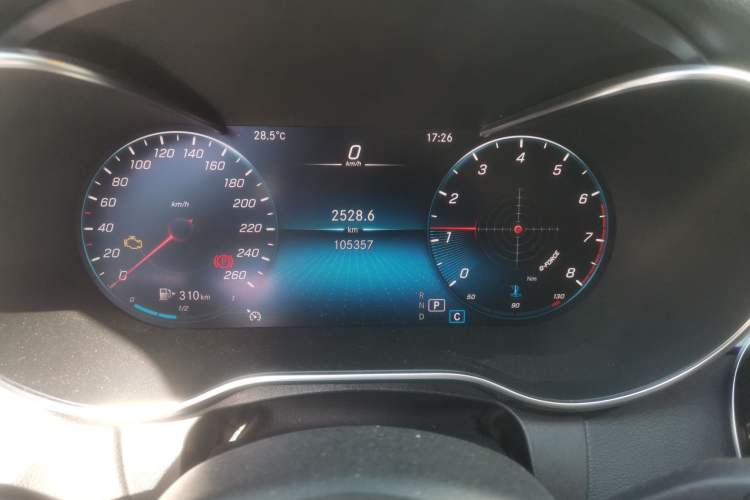 Used Mercedes-Benz C-Class 2021 C 200 L Fashion Edition Sport Version Odometer Close Up