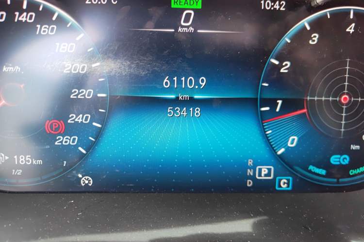 Used Mercedes-Benz C-Class 2021 C 260 L Sport Edition Star Collection Odometer Close Up