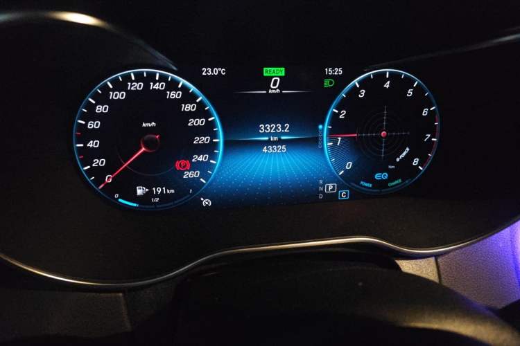 Used Mercedes-Benz C-Class 2021 C 260 L Sport Edition Star Collection Odometer Close Up