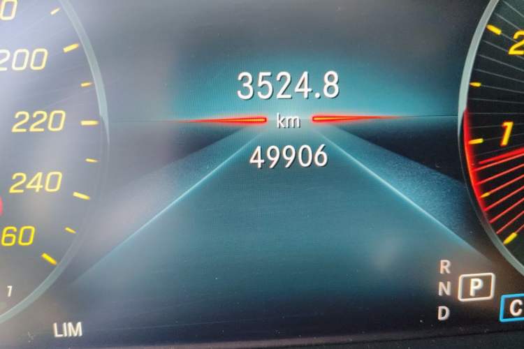 Used Mercedes-Benz C-Class 2021 C 260 L Sport Edition Odometer Close Up