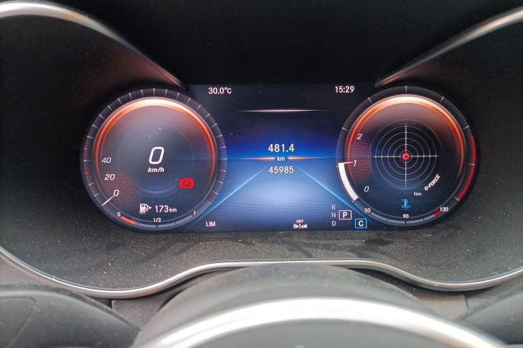 Used Mercedes-Benz C-Class 2021 C 200 L Fashion Model Odometer Close Up