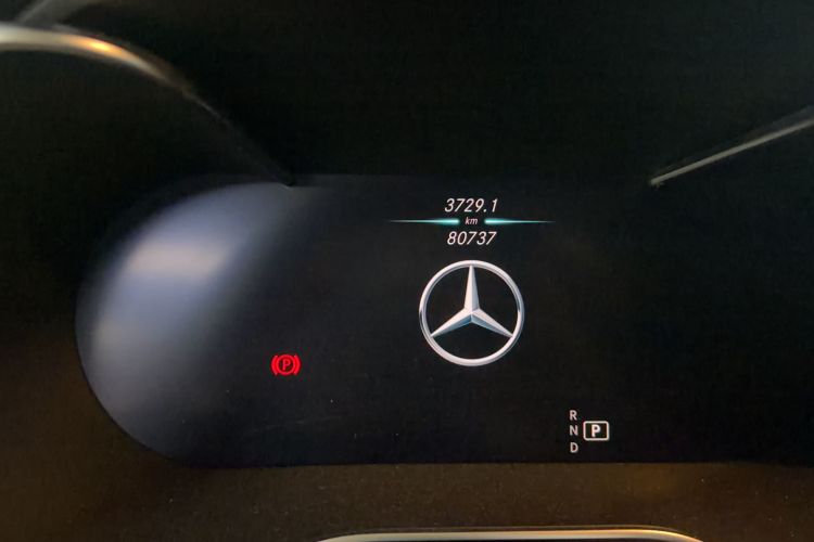 Used Mercedes-Benz C-Class 2021 C 200 L Fashion Edition Sport Version Odometer Close Up