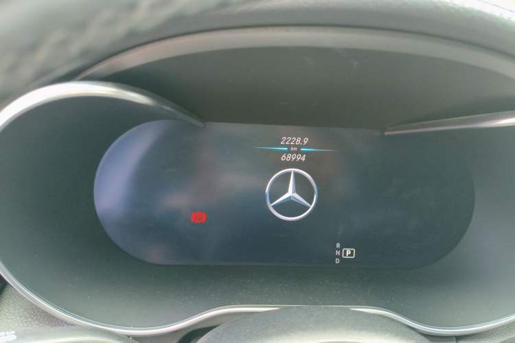Used Mercedes-Benz C-Class 2021 C 260 L Sport Edition Star Collection Odometer Close Up