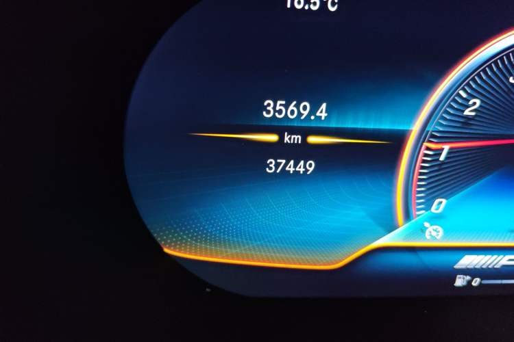 Used Mercedes-Benz C-Class 2021 C 260 L Sport Edition Star Collection Odometer Close Up
