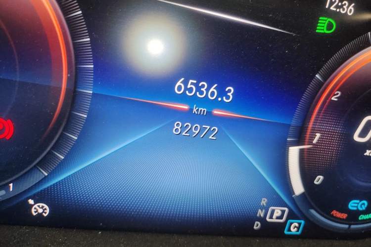 Used Mercedes-Benz C-Class 2021 C 260 L Sport Edition Odometer Close Up