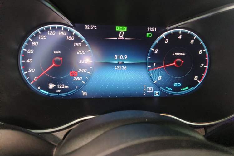 Used Mercedes-Benz C-Class 2021 C 260 L Sport Edition Odometer Close Up