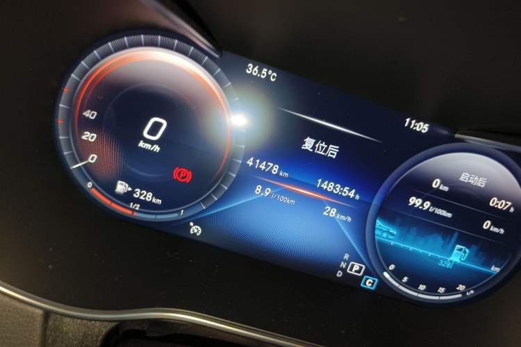 Used Mercedes-Benz C-Class 2021 C 200 L Fashion Edition Sport Version Odometer Close Up