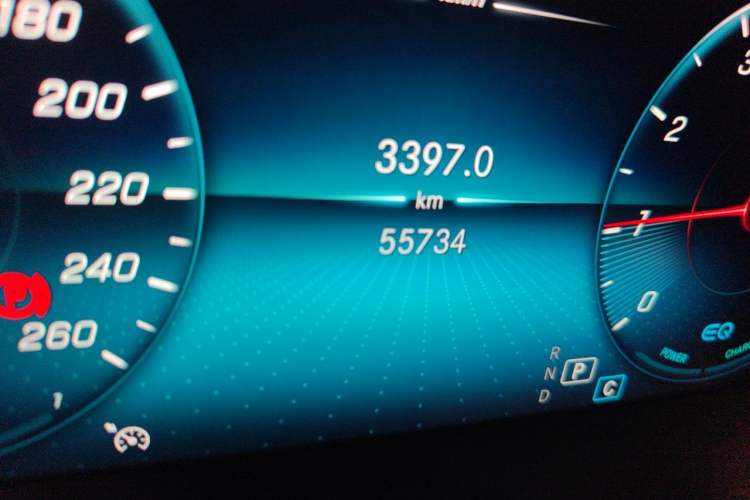 Used Mercedes-Benz C-Class 2021 C 260 L Sport Edition Odometer Close Up