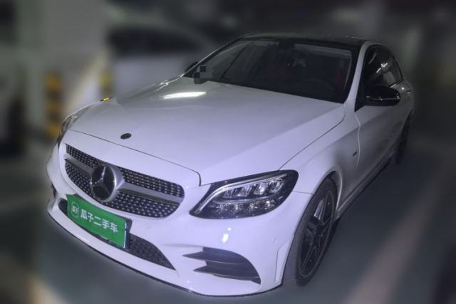 Ojetý Mercedes-Benz C-Class 2021 C 260 L Sport Edition Star Collection