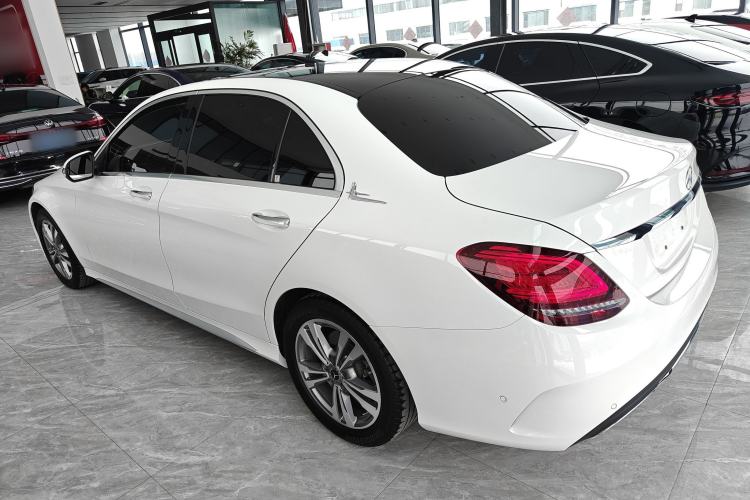 Used Mercedes-Benz C-Class 2021 C 200 L Fashion Edition Sport Version Rear Left 45 Deg