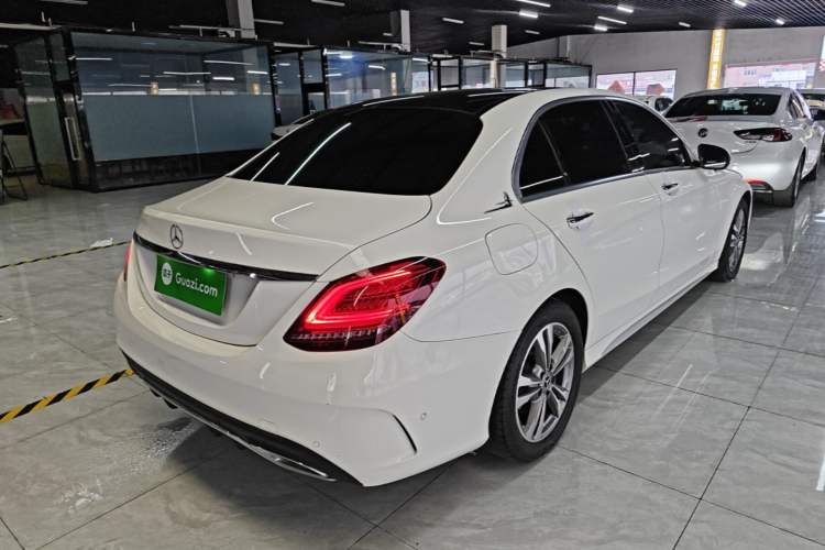 Used Mercedes-Benz C-Class 2021 C 200 L Fashion Edition Sport Version Rear Right 45 Deg