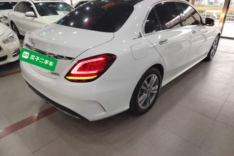 Used Mercedes-Benz C-Class 2021 C 200 L Fashion Edition Sport Version Rear Right 45 Deg