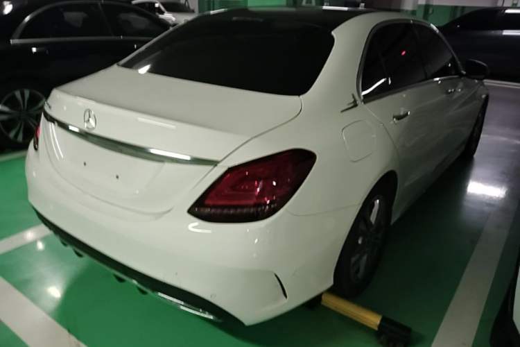 Used Mercedes-Benz C-Class 2021 C 200 L Fashion Edition Sport Version Rear Right 45 Deg