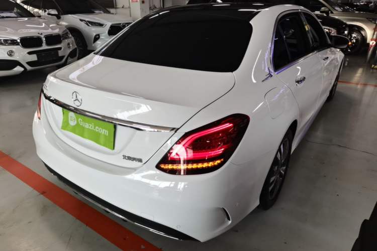 Used Mercedes-Benz C-Class 2021 C 200 L Fashion Edition Sport Version Rear Right 45 Deg